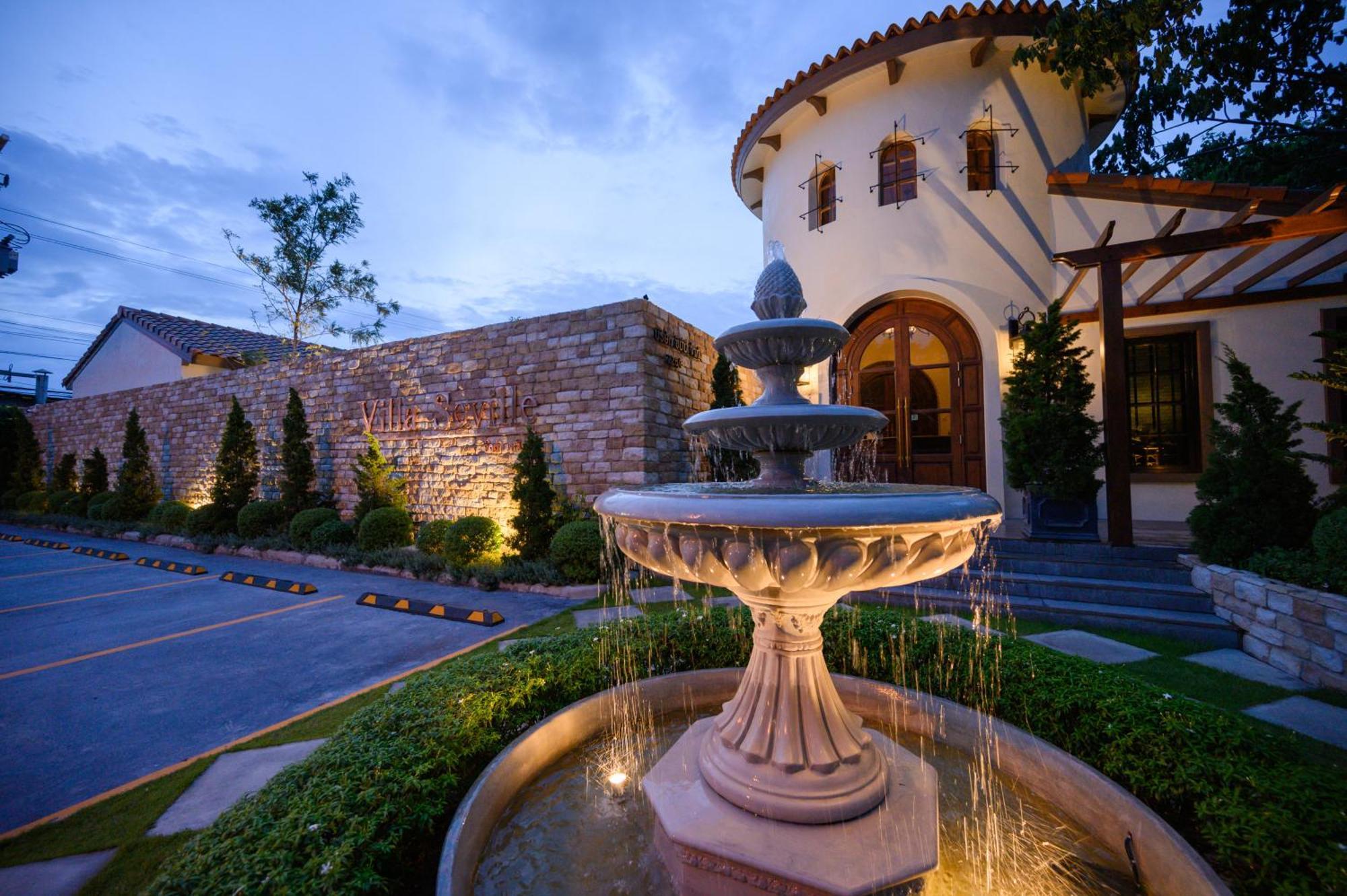 Villa Seville HHQ Esterno foto