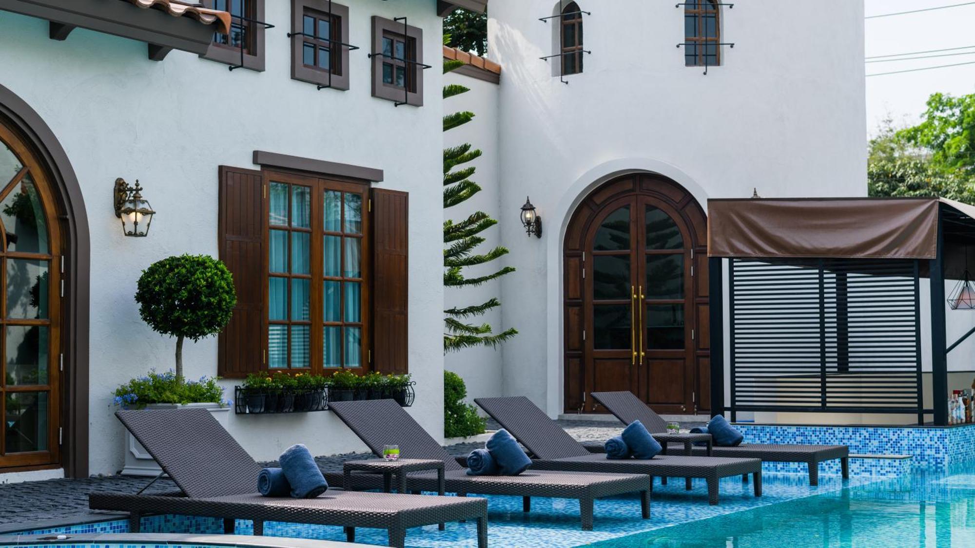 Villa Seville HHQ Esterno foto
