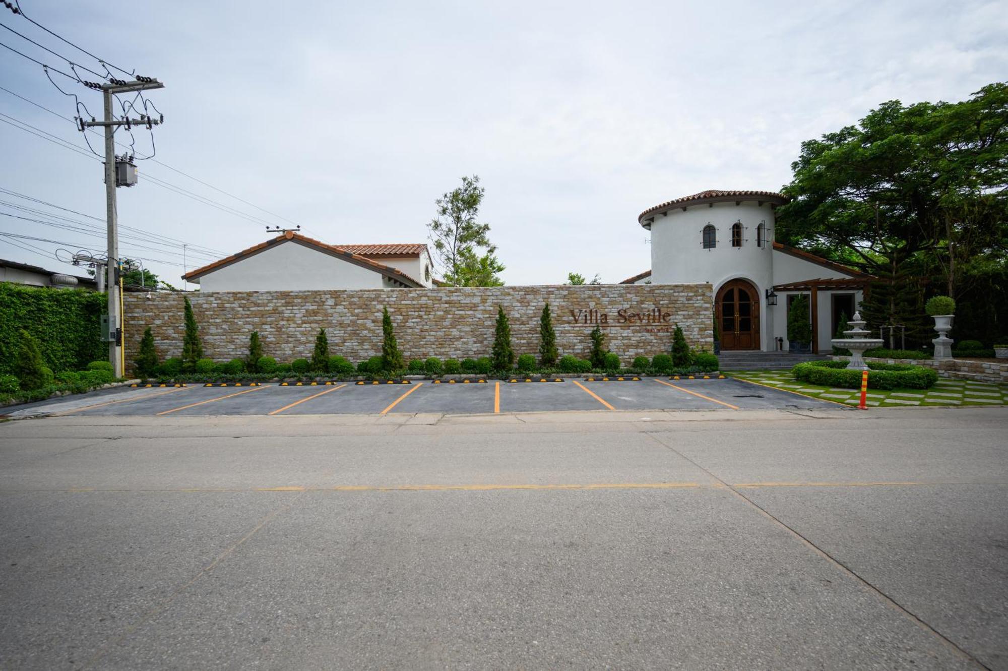 Villa Seville HHQ Esterno foto