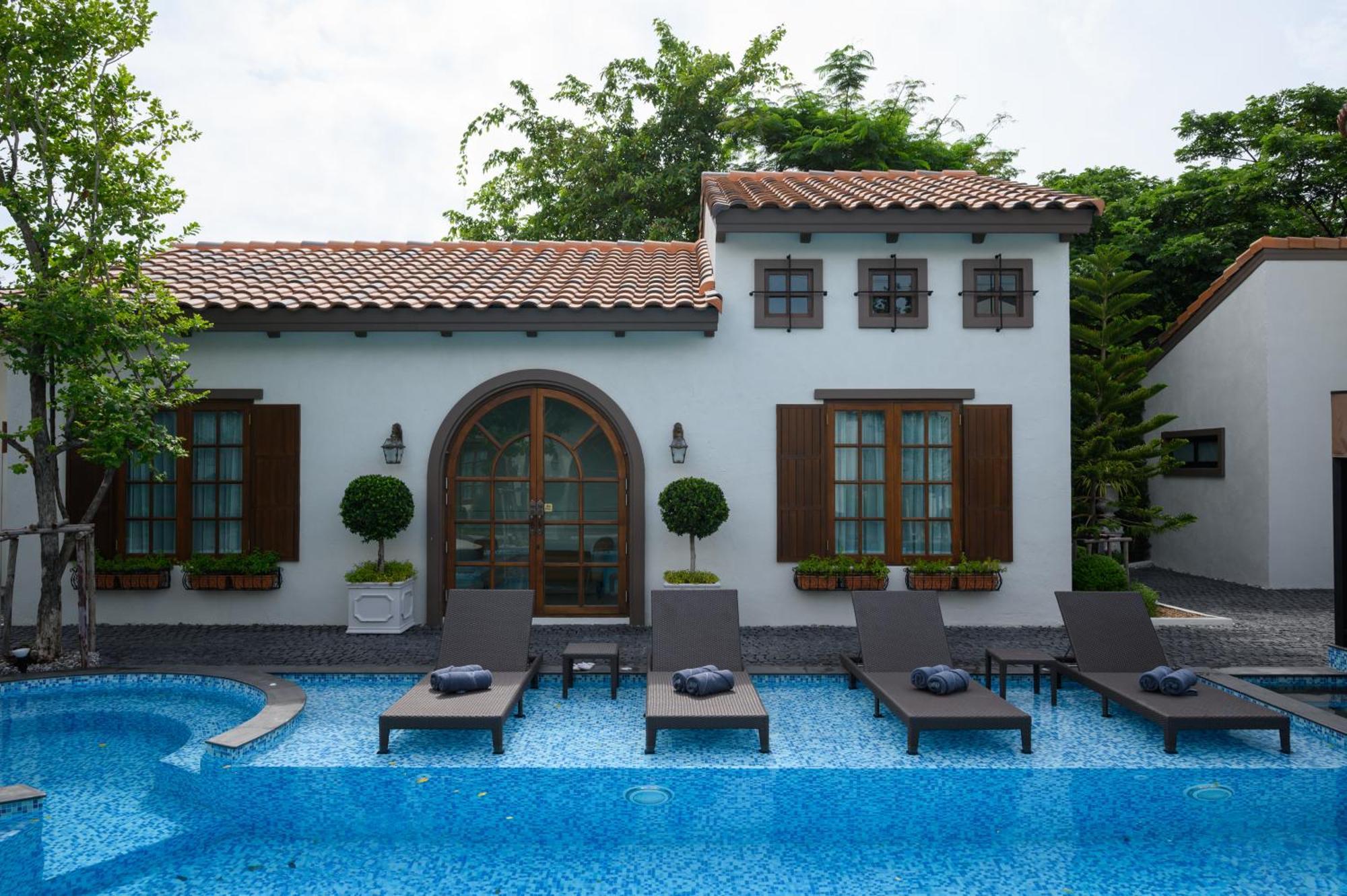 Villa Seville HHQ Esterno foto